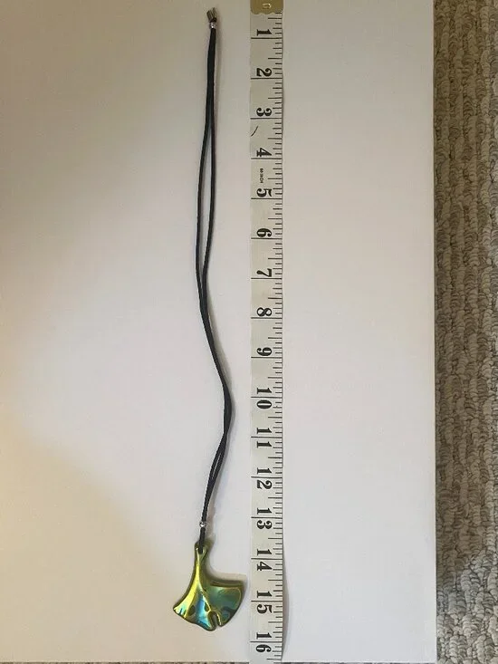 Zsolnay Hungary Eosin Ginkgo Leaf Pendant Necklace - Iridescent Green Gold - Picture 8 of 12